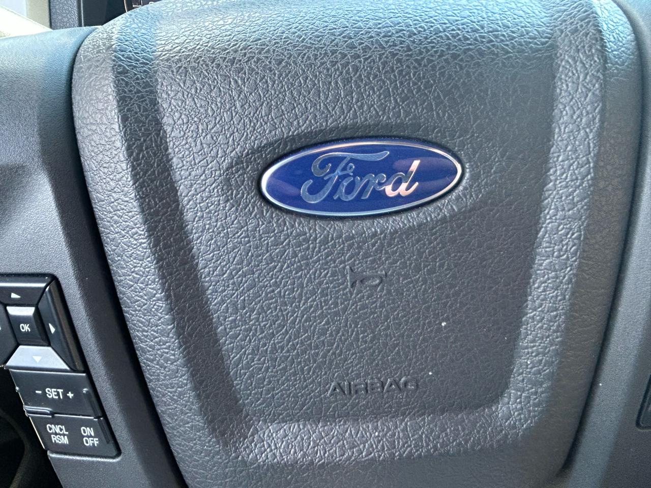 Ford F-150 4WD SuperCrew 145" XL 2012