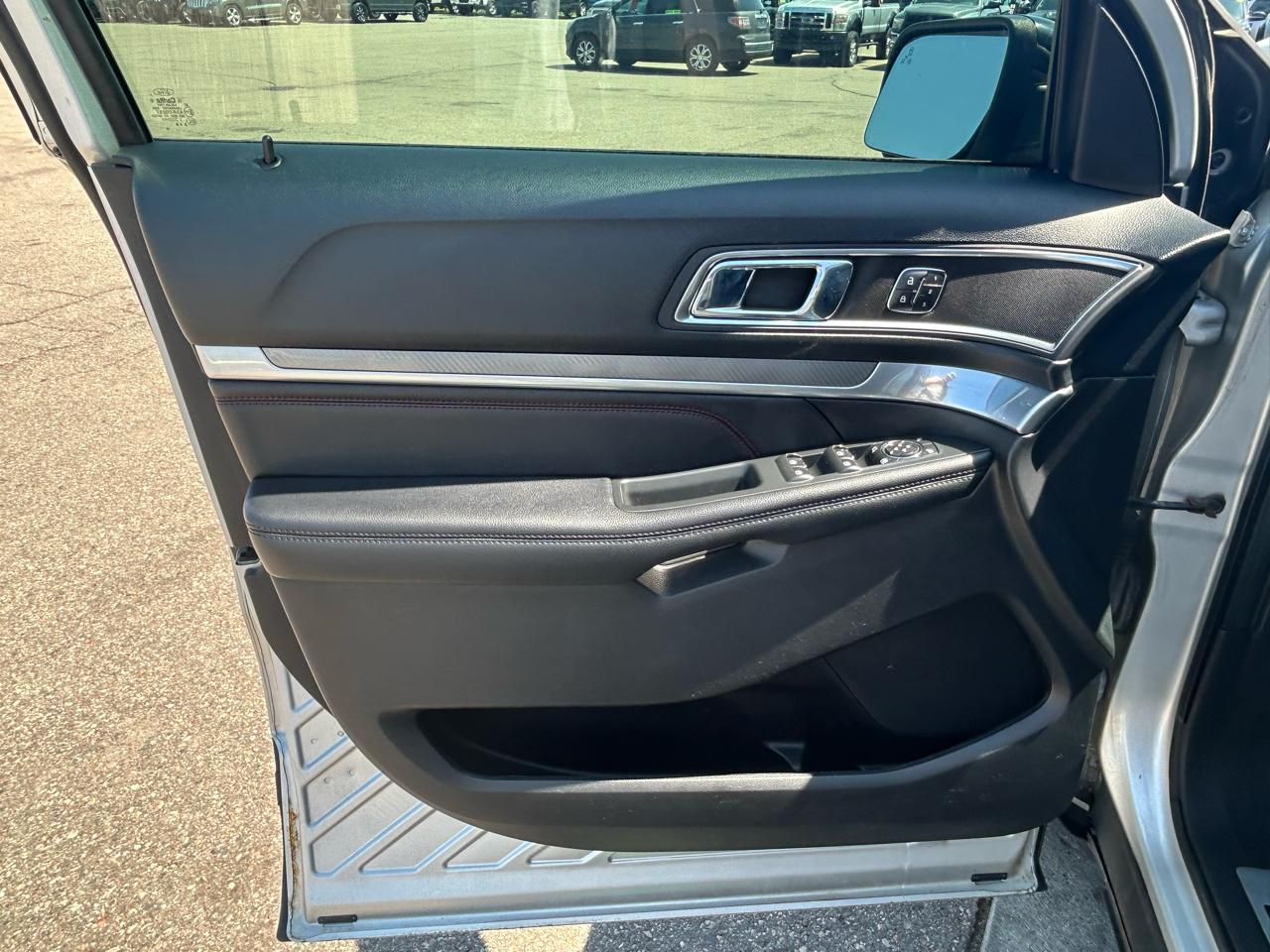 Ford Explorer Sport 4WD 2016