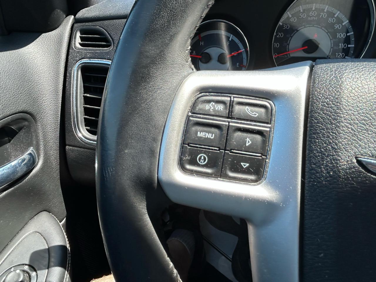 Chrysler 200 Limited 2012
