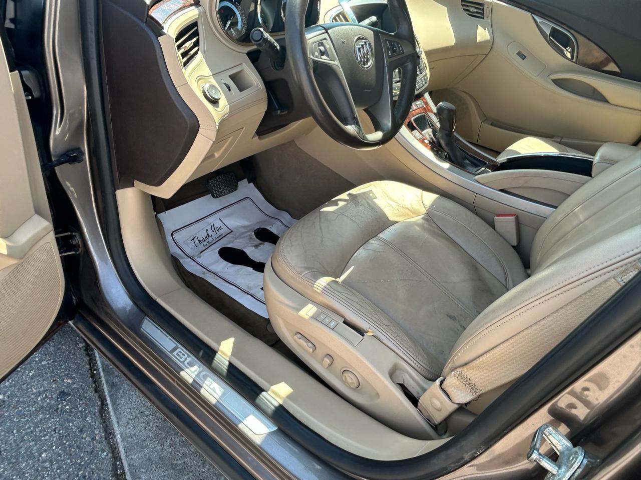 Buick LaCrosse CXL FWD 2011