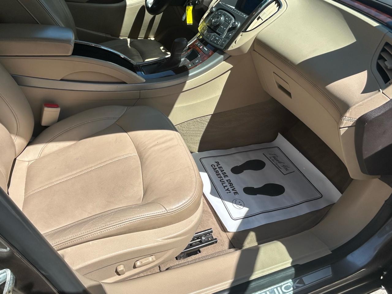 Buick LaCrosse CXL FWD 2011