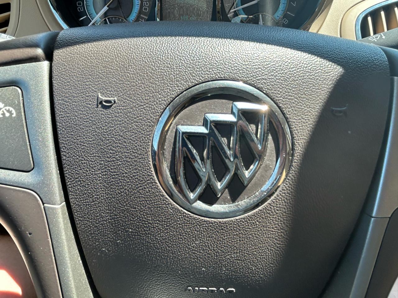 Buick LaCrosse CXL FWD 2011
