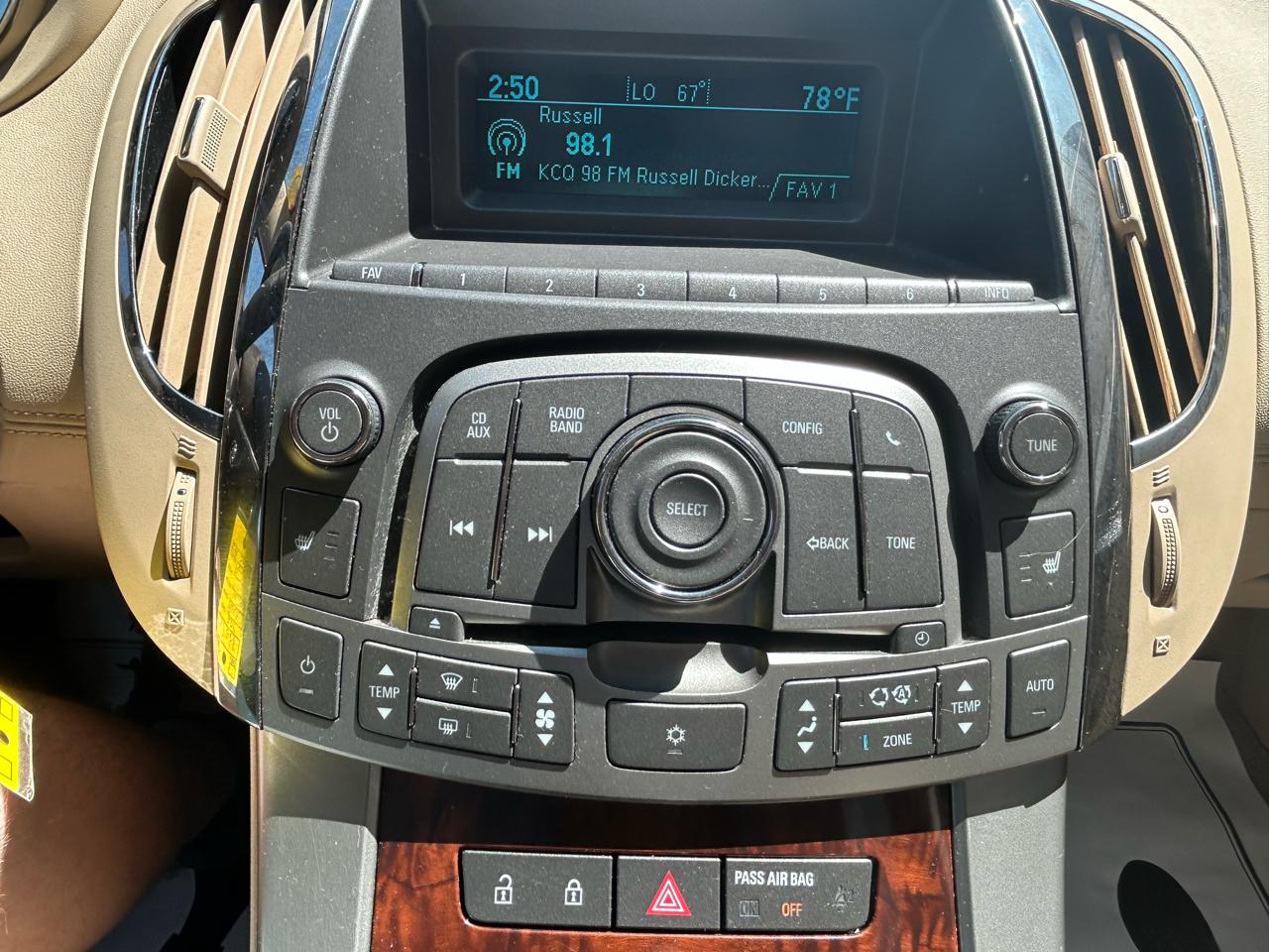 Buick LaCrosse CXL FWD 2011