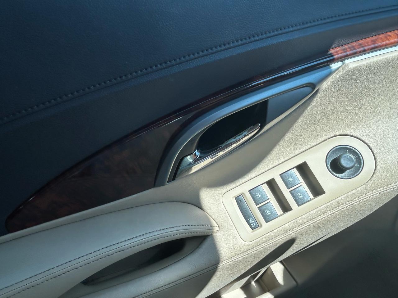 Buick LaCrosse CXL FWD 2011