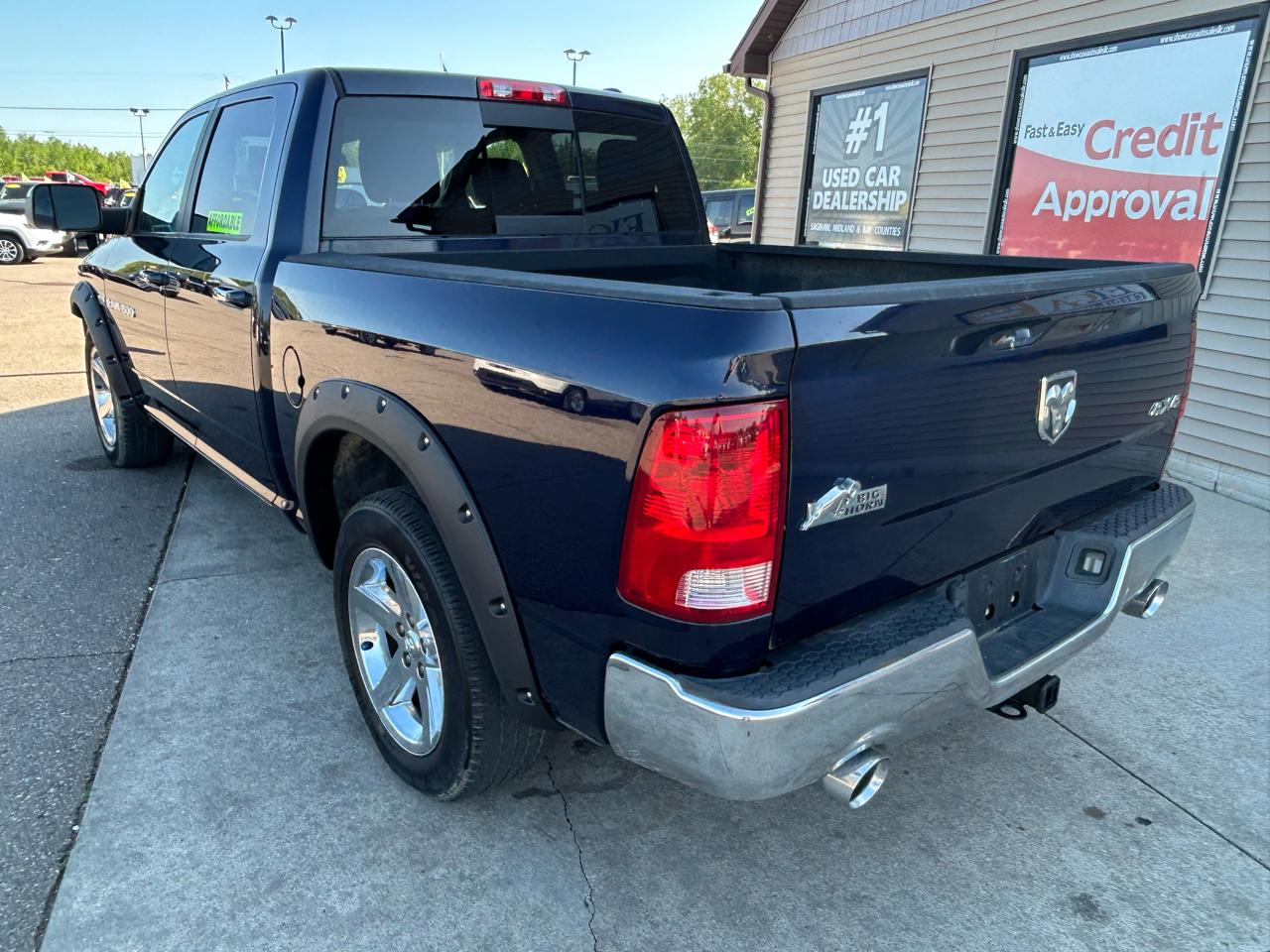 RAM 1500 SLT Crew Cab 4WD 2012
