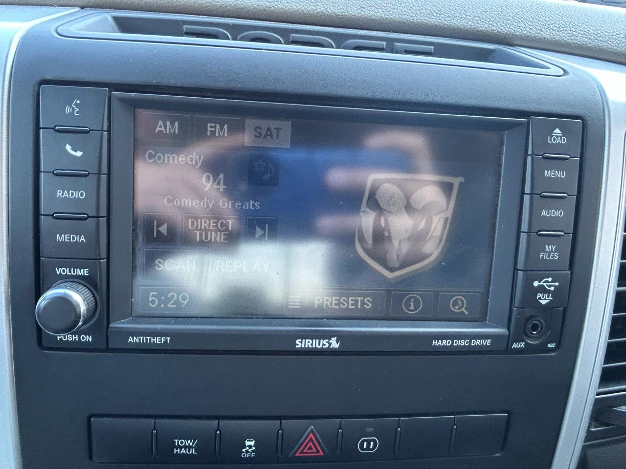 RAM 1500 SLT Crew Cab 4WD 2012
