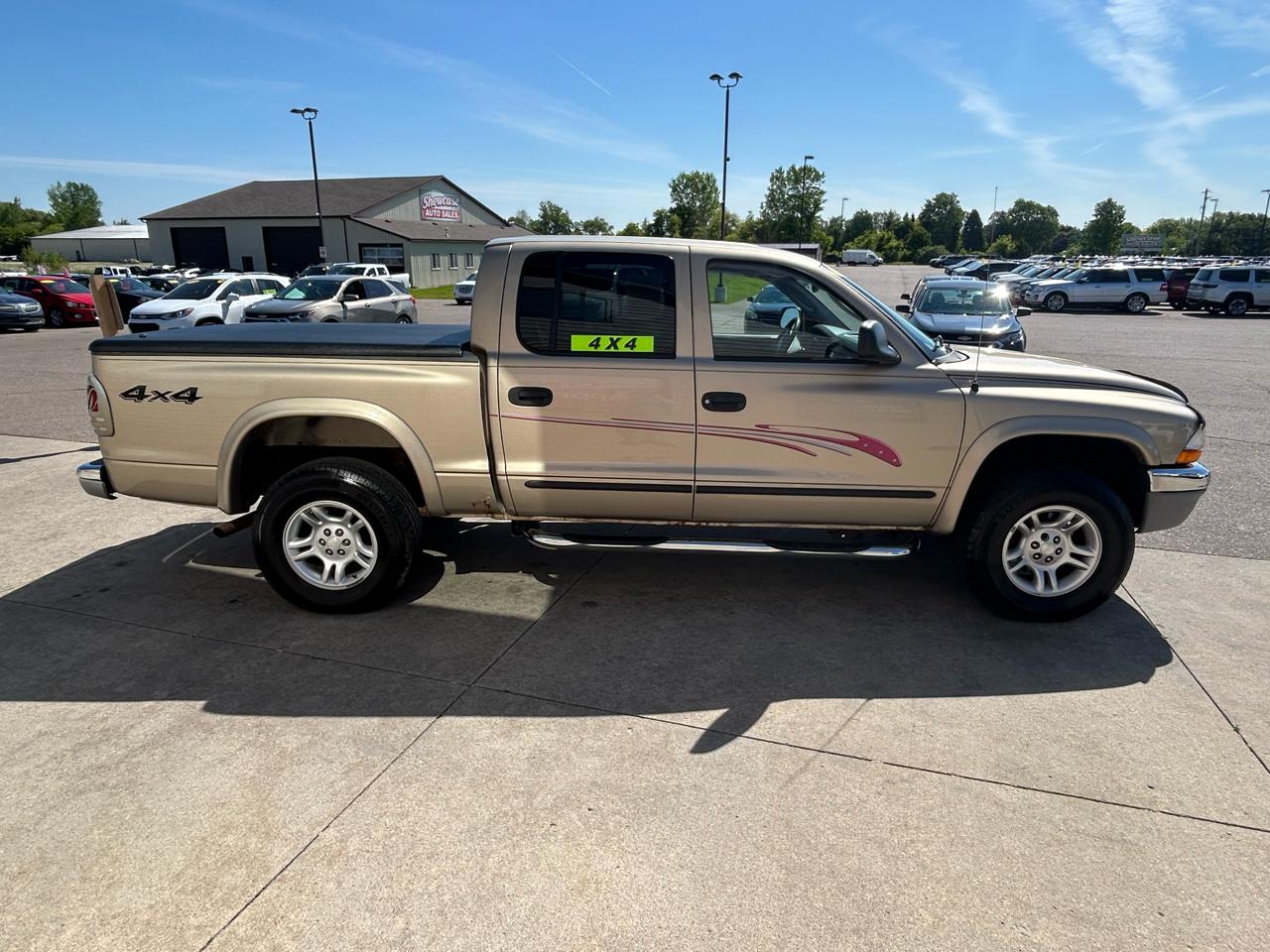 Dodge Dakota 4dr Quad Cab 131" WB 4WD SLT 2003