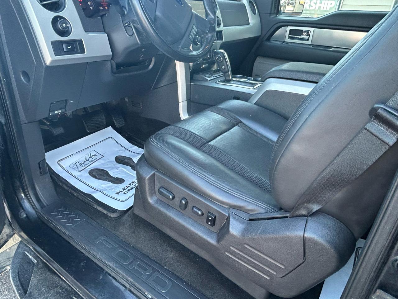 Ford F-150 SVT Raptor SuperCrew 5.5-ft. Bed 4WD 2013