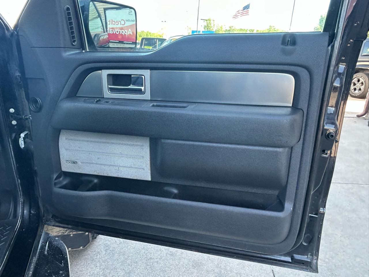 Ford F-150 SVT Raptor SuperCrew 5.5-ft. Bed 4WD 2013