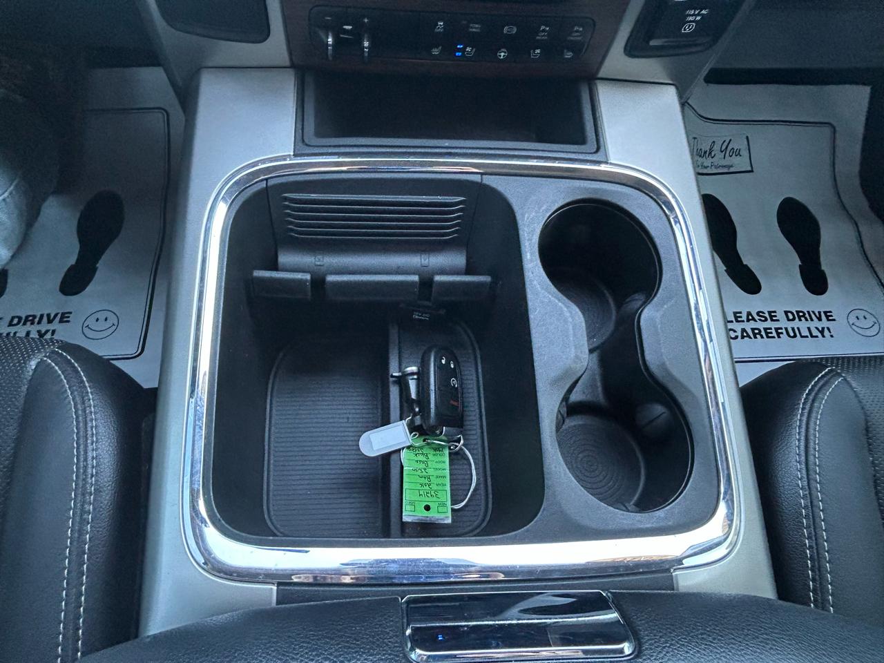 RAM 2500 Laramie Crew Cab SWB 4WD 2016