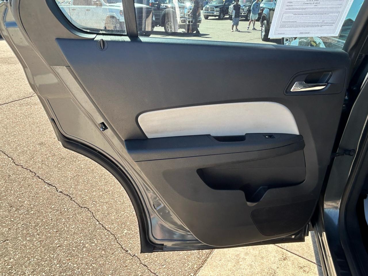 Chevrolet Equinox LS AWD 2011