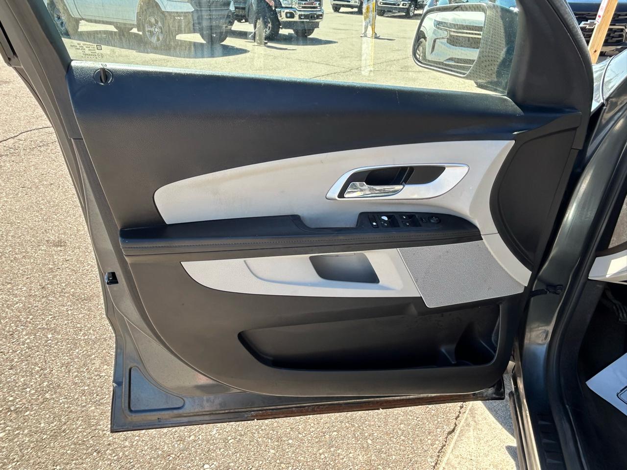 Chevrolet Equinox LS AWD 2011