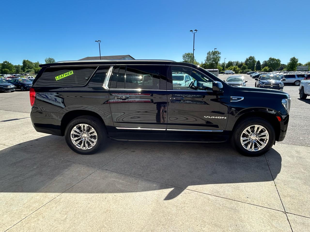 GMC Yukon XL SLT 4WD 2023