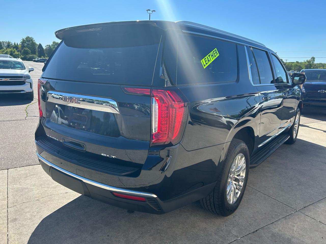 GMC Yukon XL SLT 4WD 2023
