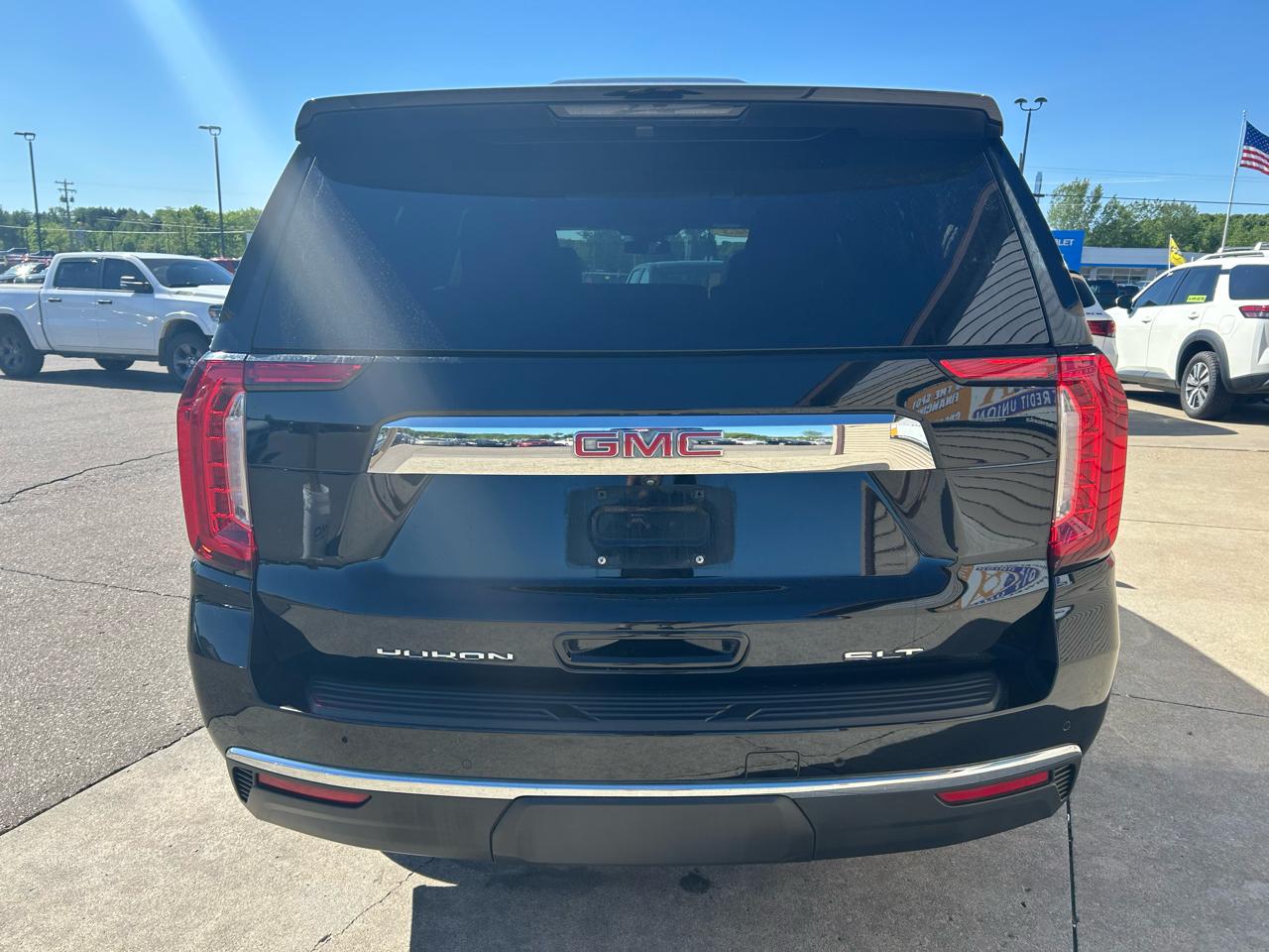 GMC Yukon XL SLT 4WD 2023