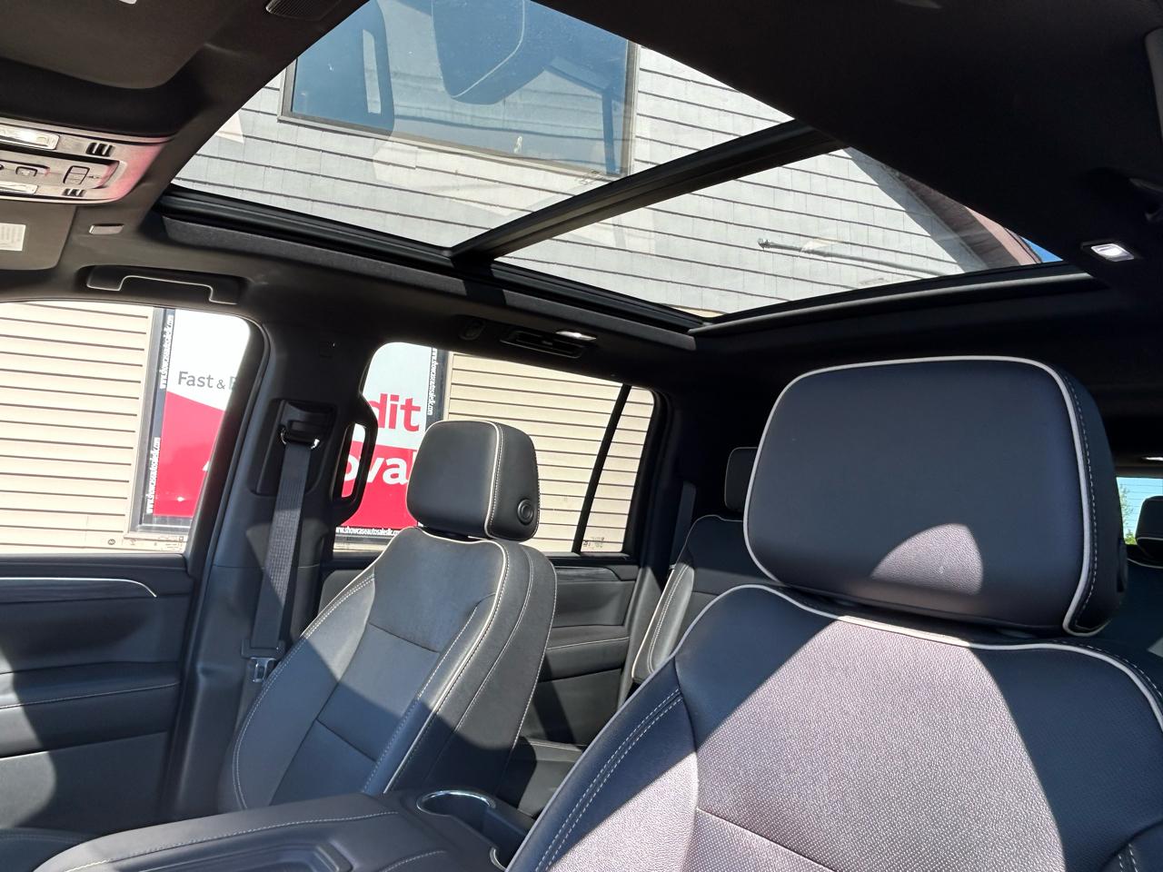 GMC Yukon XL SLT 4WD 2023