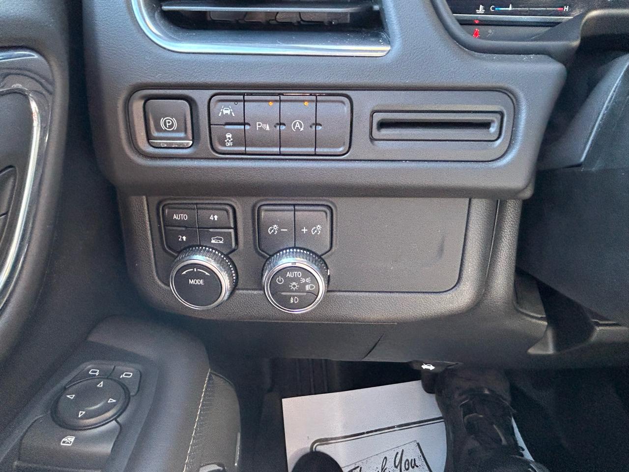 GMC Yukon XL SLT 4WD 2023