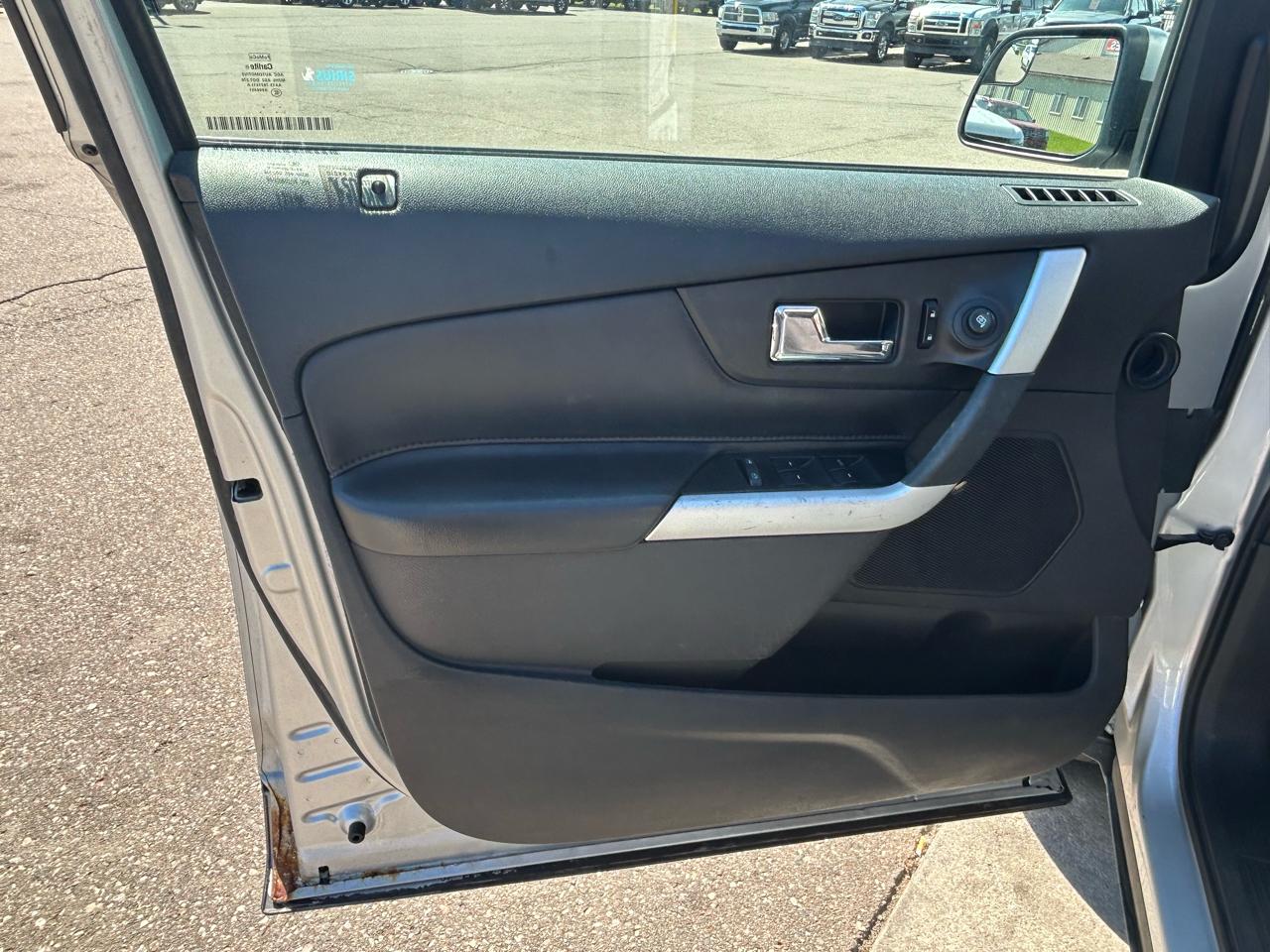 Ford Edge SEL FWD 2013