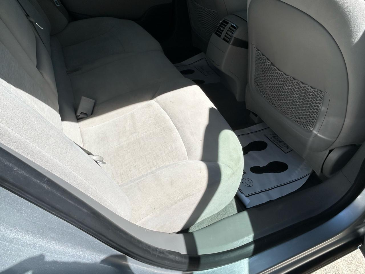 Buick LaCrosse 4dr Sdn Base FWD 2013