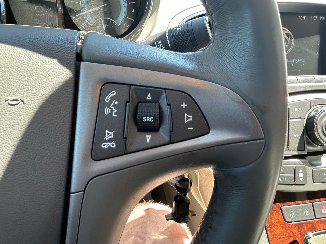 Buick LaCrosse 4dr Sdn Base FWD 2013