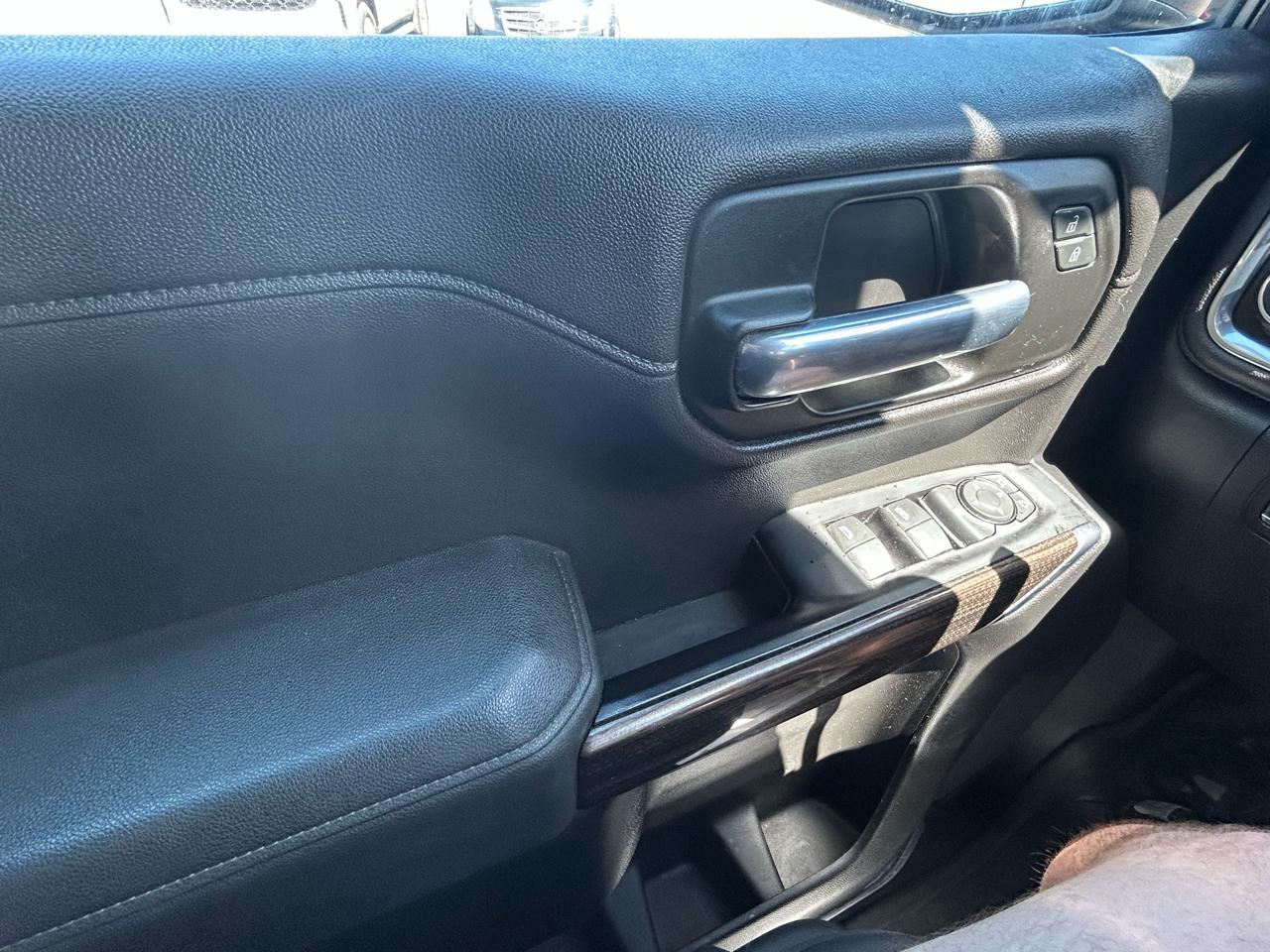 Chevrolet Silverado 1500 RST Double Cab 4WD 2019