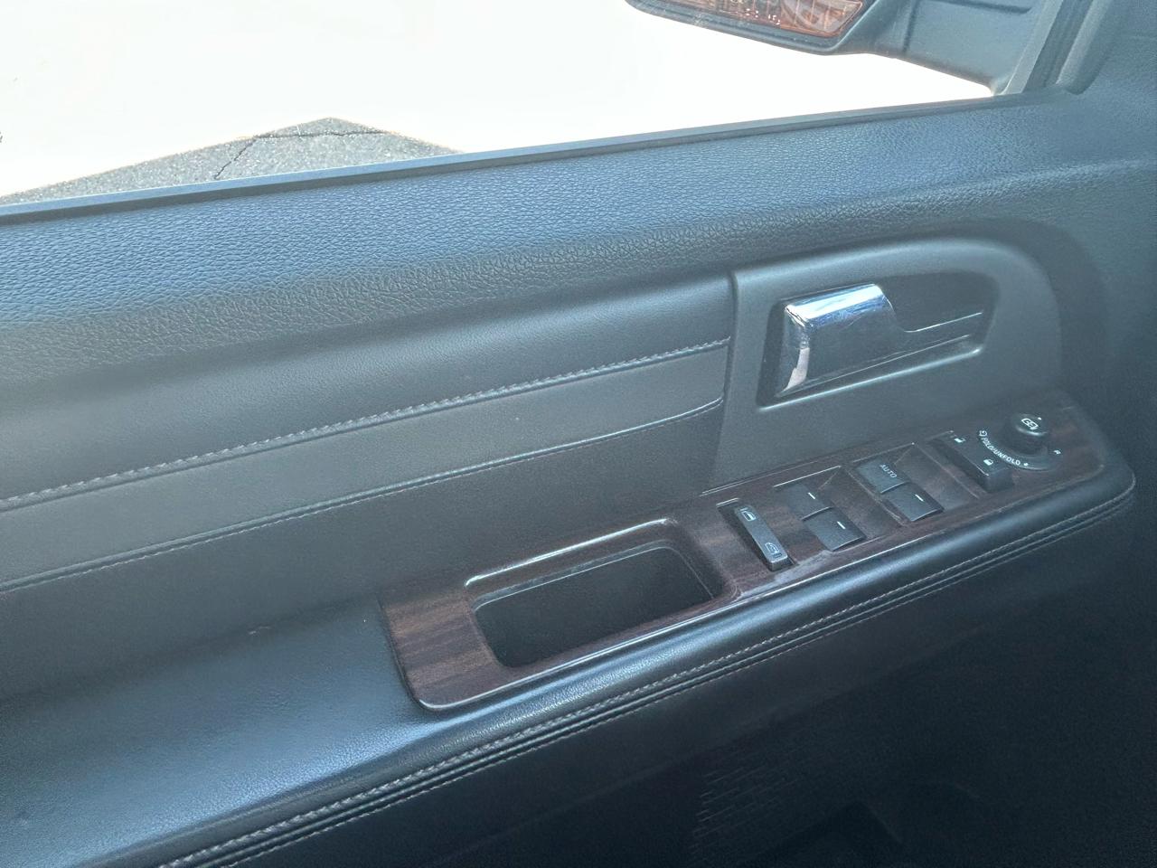 Ford Expedition Platinum 4WD 2015