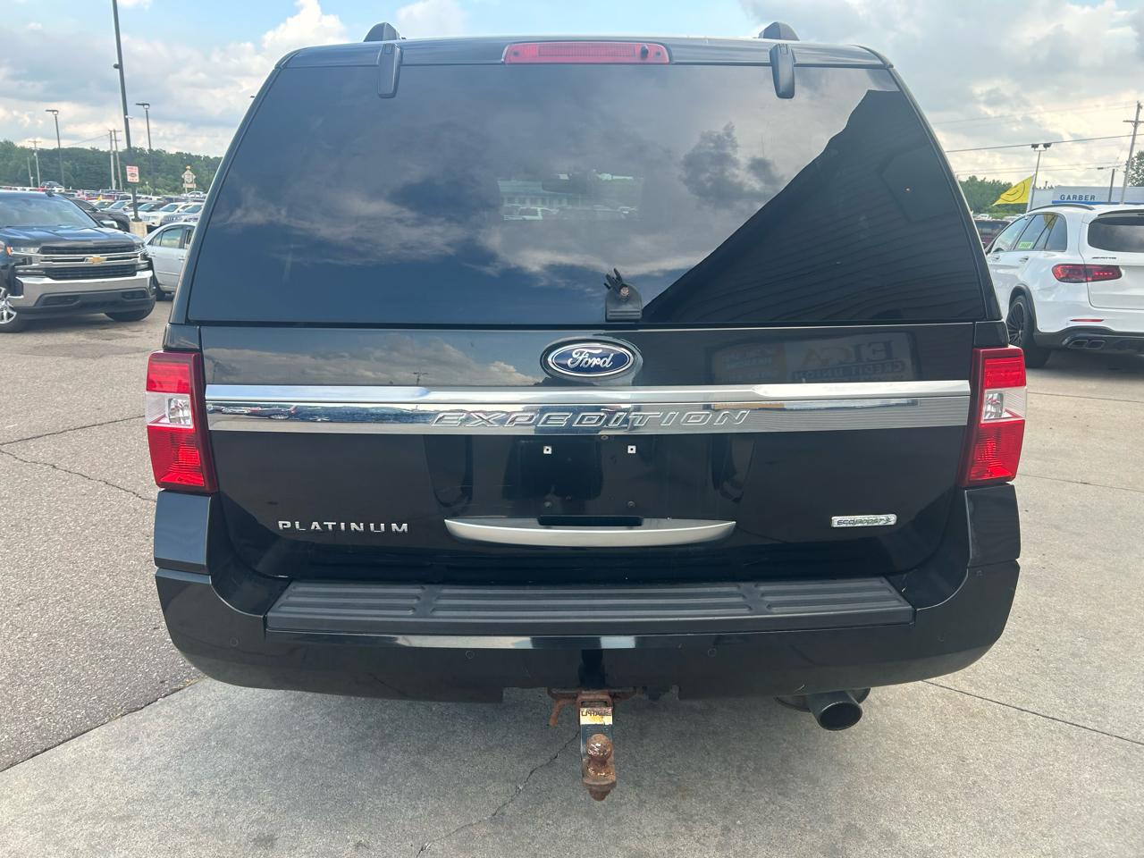 Ford Expedition 4WD 4dr Platinum 2015