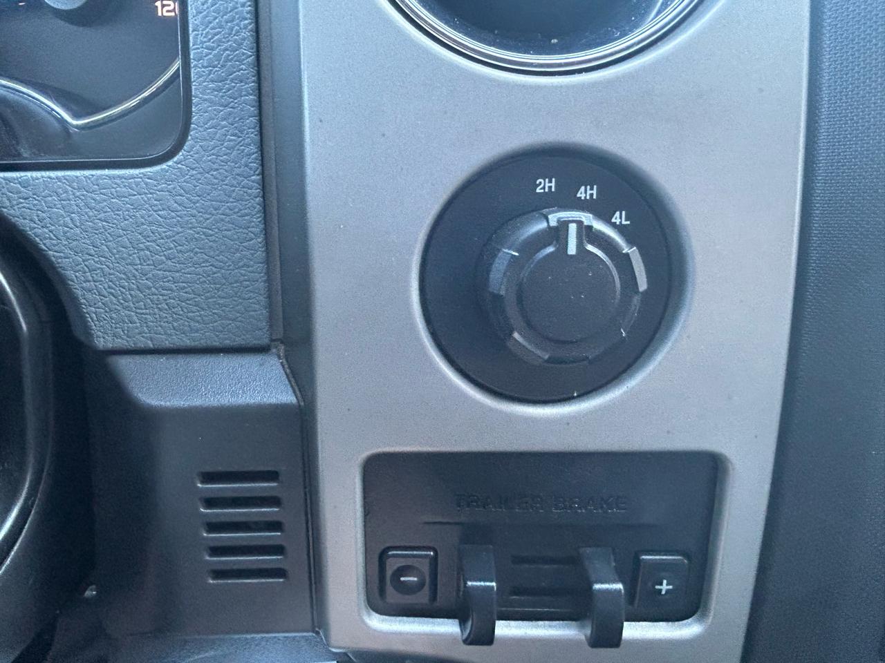 Ford F-150 XLT SuperCrew 6.5-ft. Bed 4WD 2011