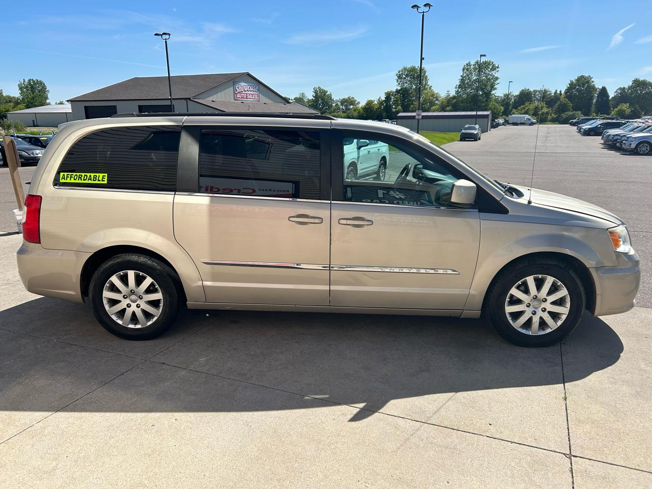 Chrysler Town & Country Touring 2014