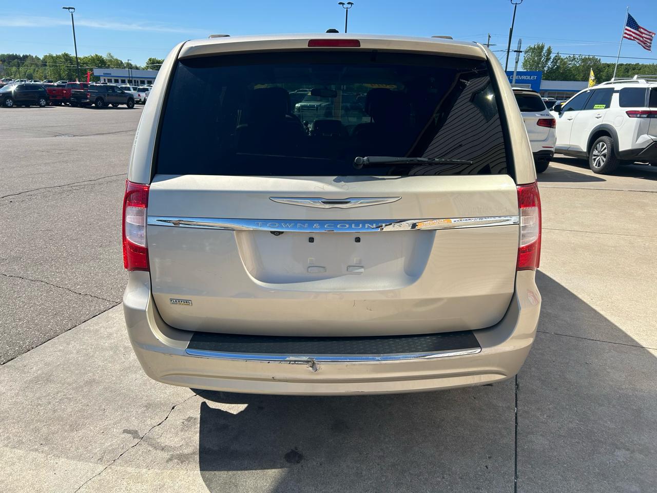 Chrysler Town & Country Touring 2014