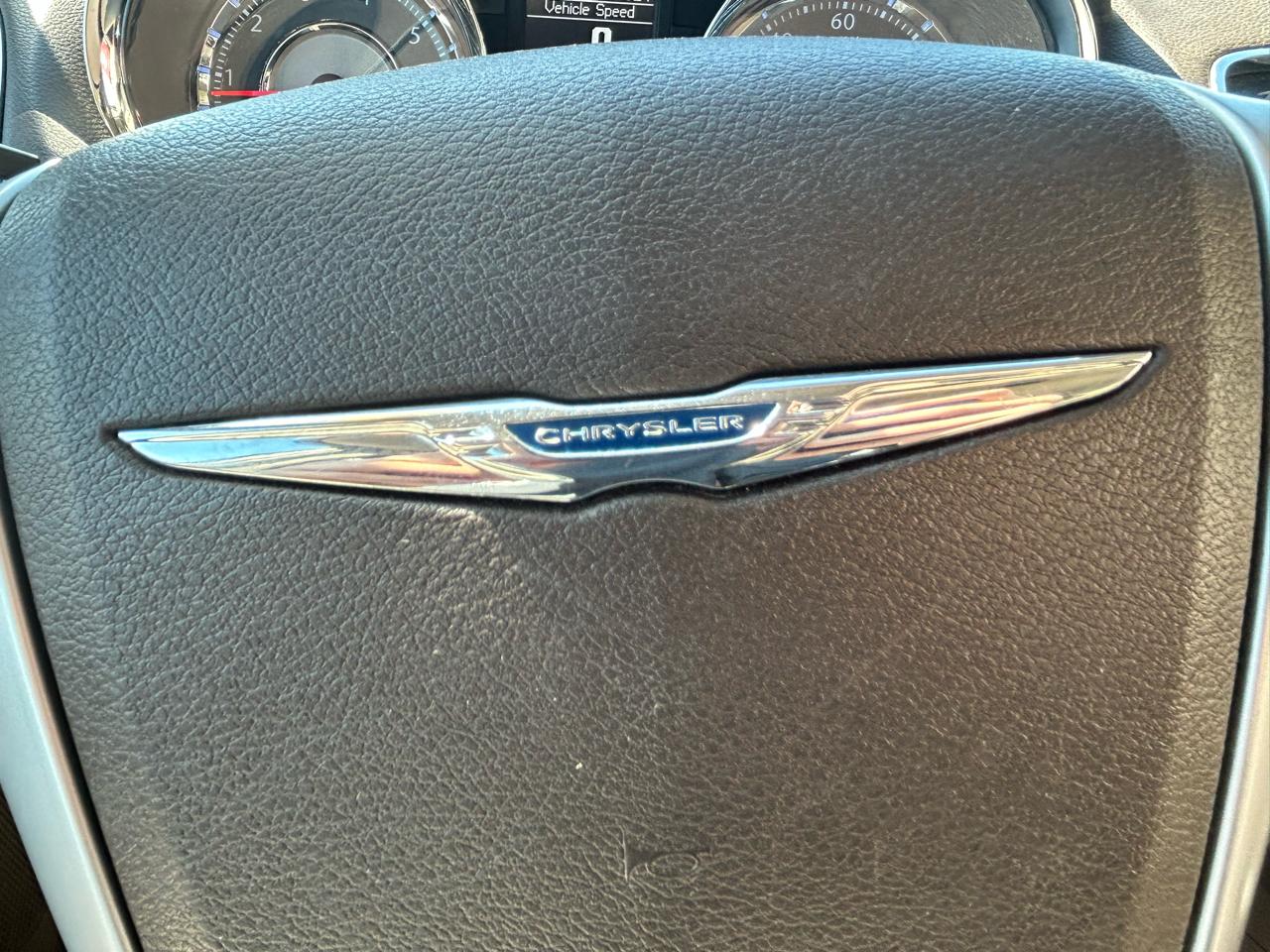 Chrysler Town & Country Touring 2014