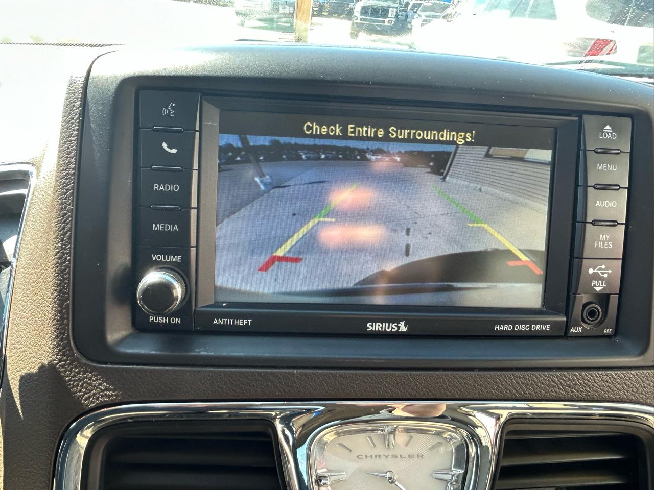 Chrysler Town & Country Touring 2014