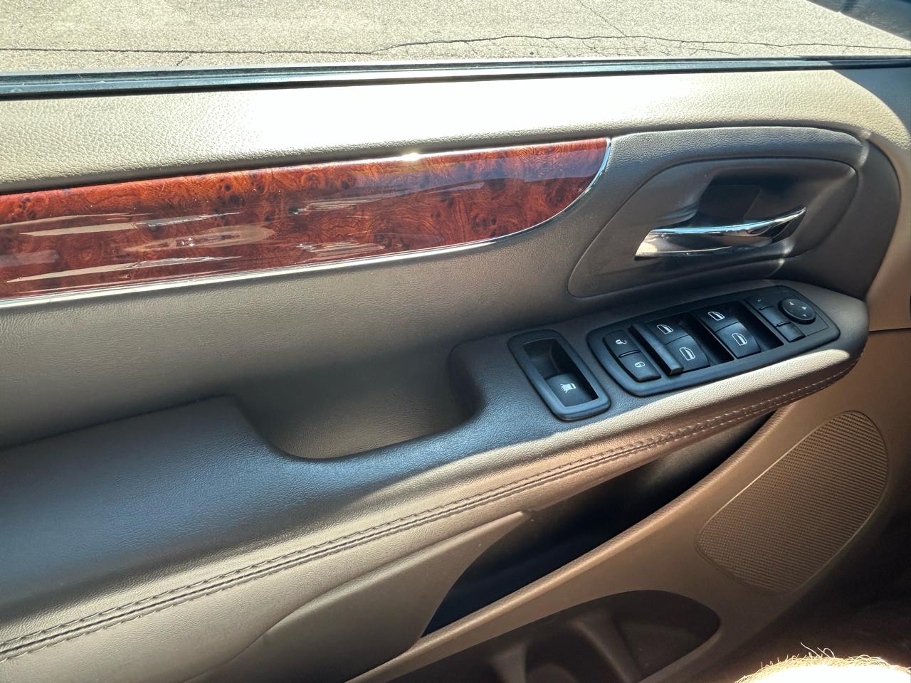 Chrysler Town & Country Touring 2014