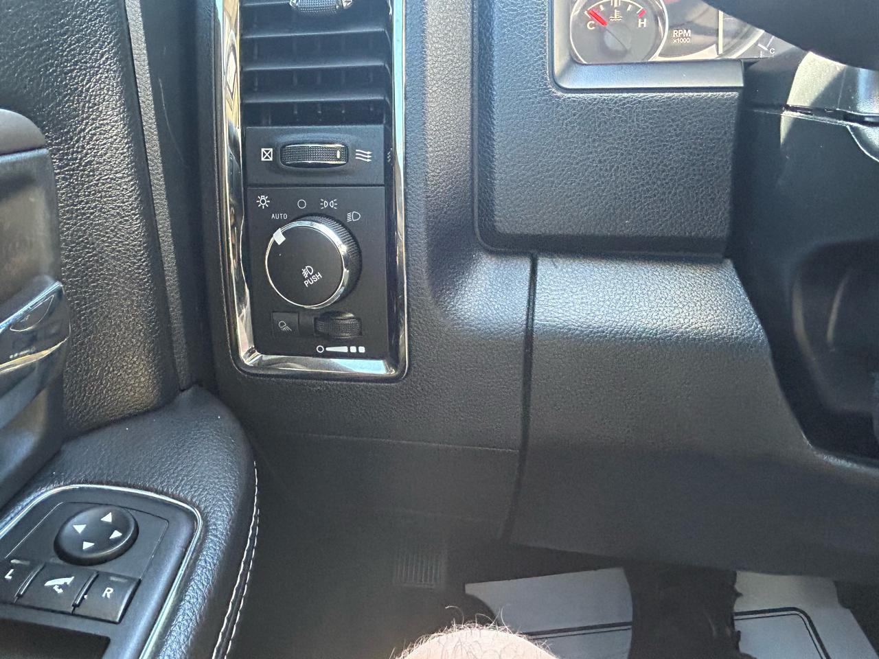 RAM 1500 Sport 4x4 Crew Cab 5'7" Box *Ltd Avail* 2018