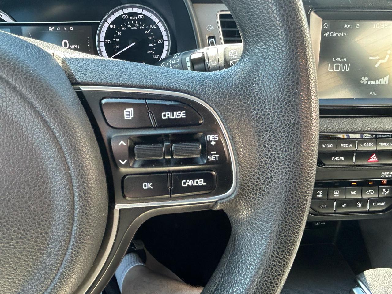 Kia Niro LX FWD 2019