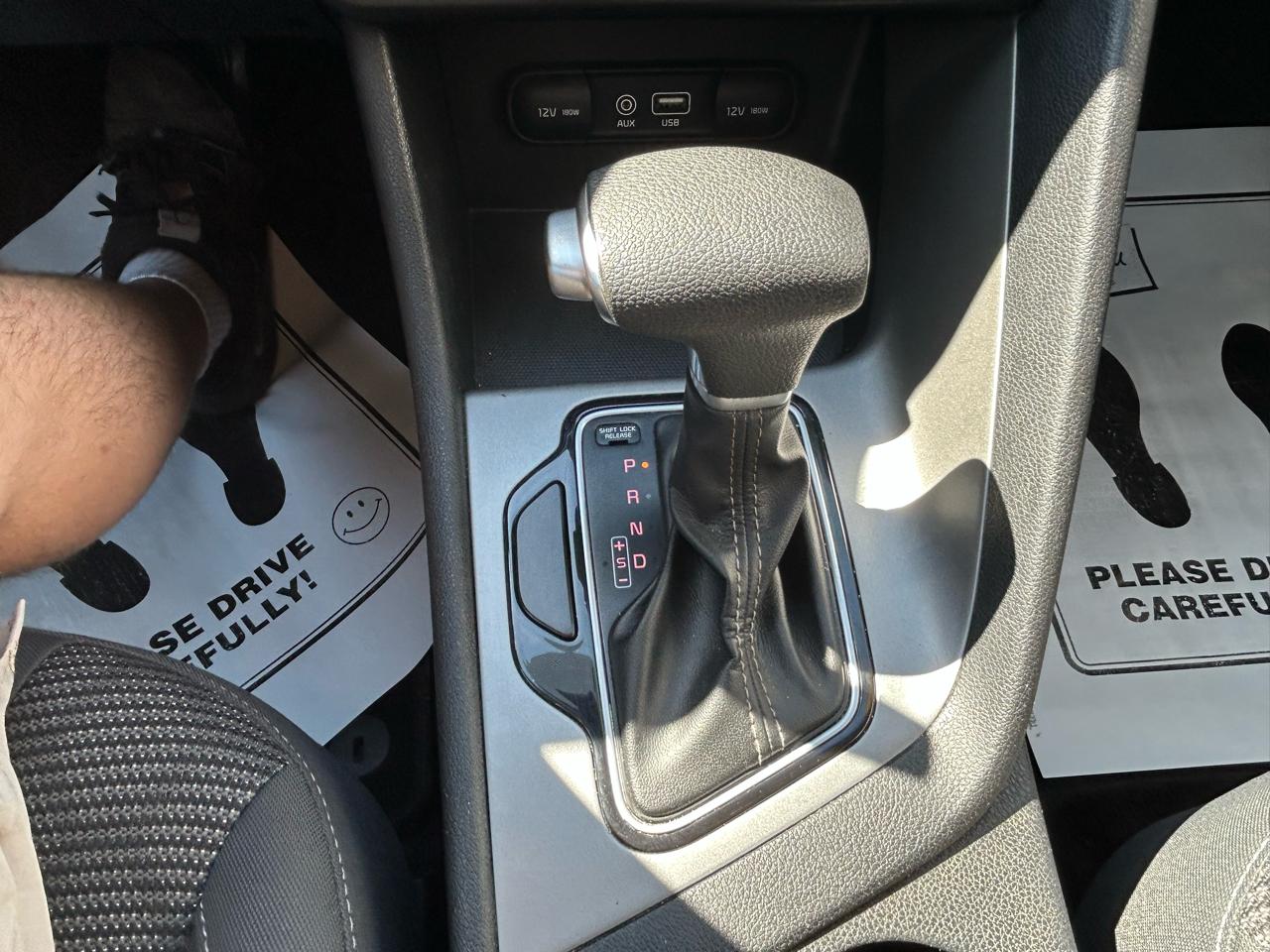 Kia Niro LX FWD 2019