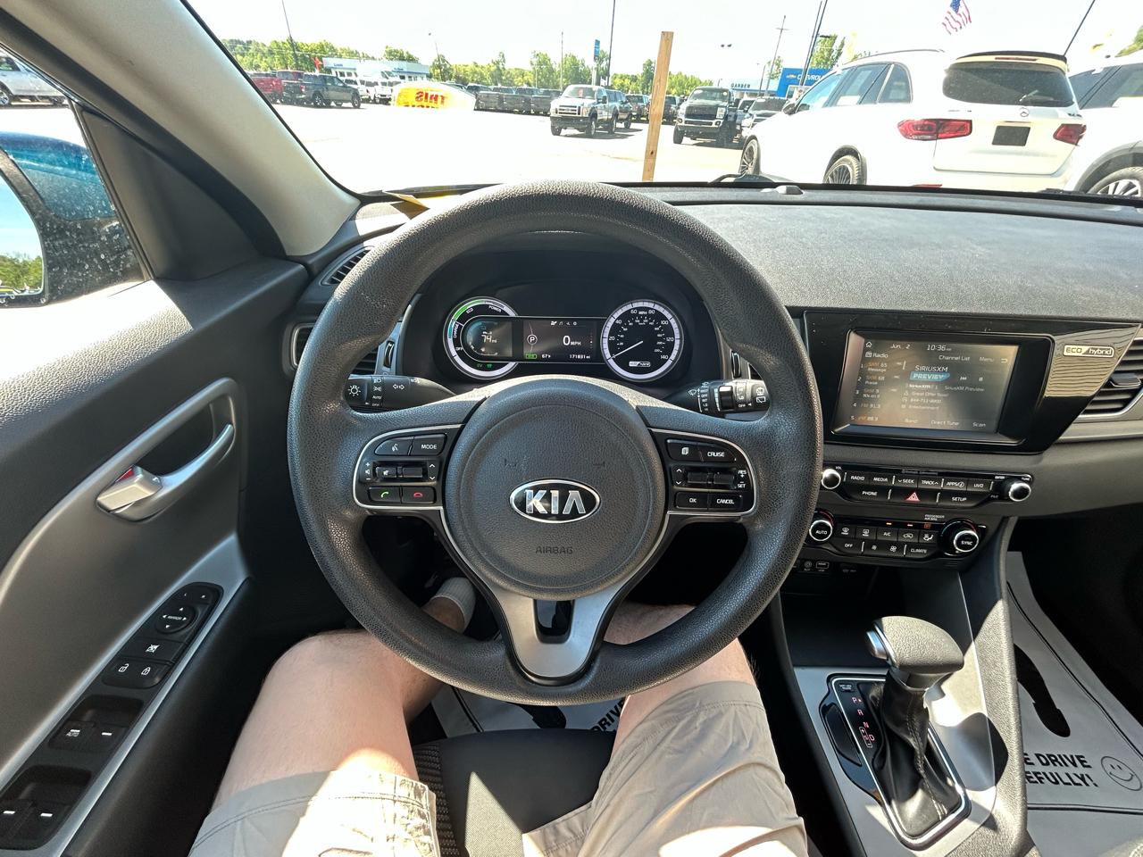 Kia Niro LX FWD 2019