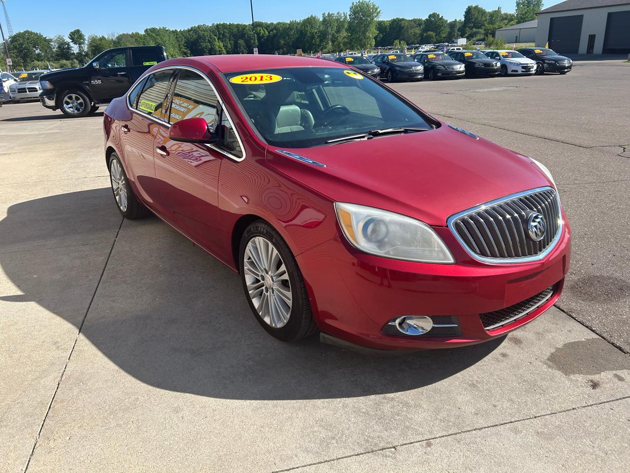 Buick Verano Base 2013