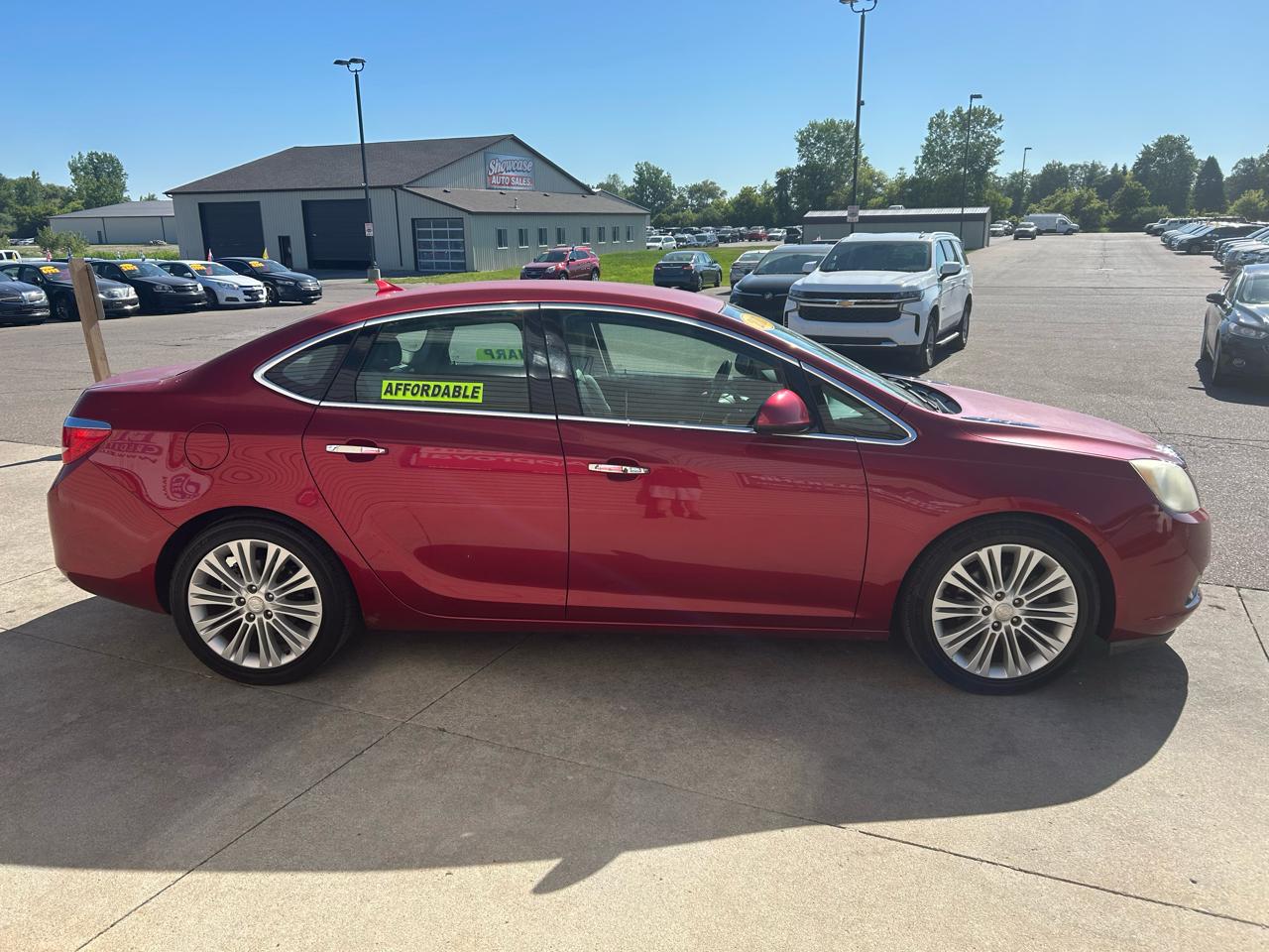 Buick Verano Base 2013