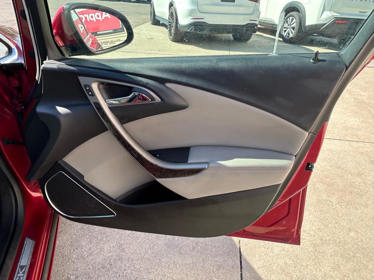 Buick Verano Base 2013