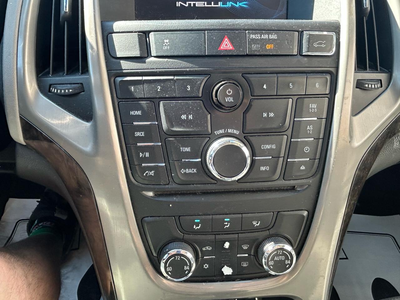 Buick Verano Base 2013