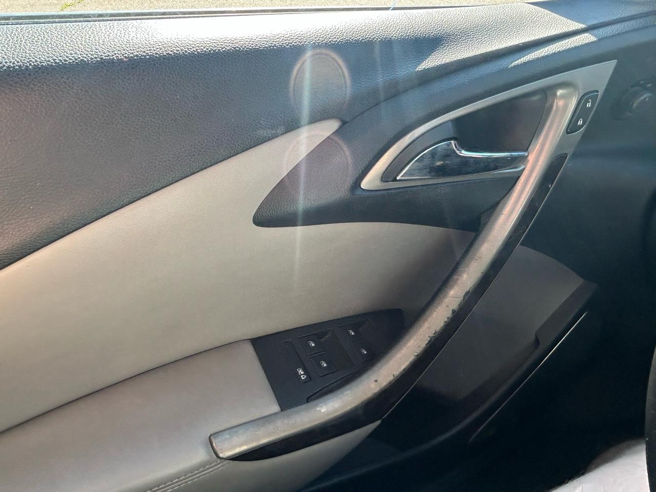 Buick Verano Base 2013