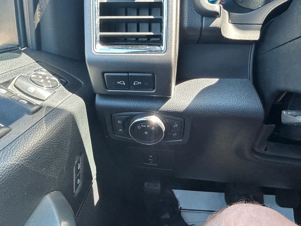 Ford F-150 FX4 2016