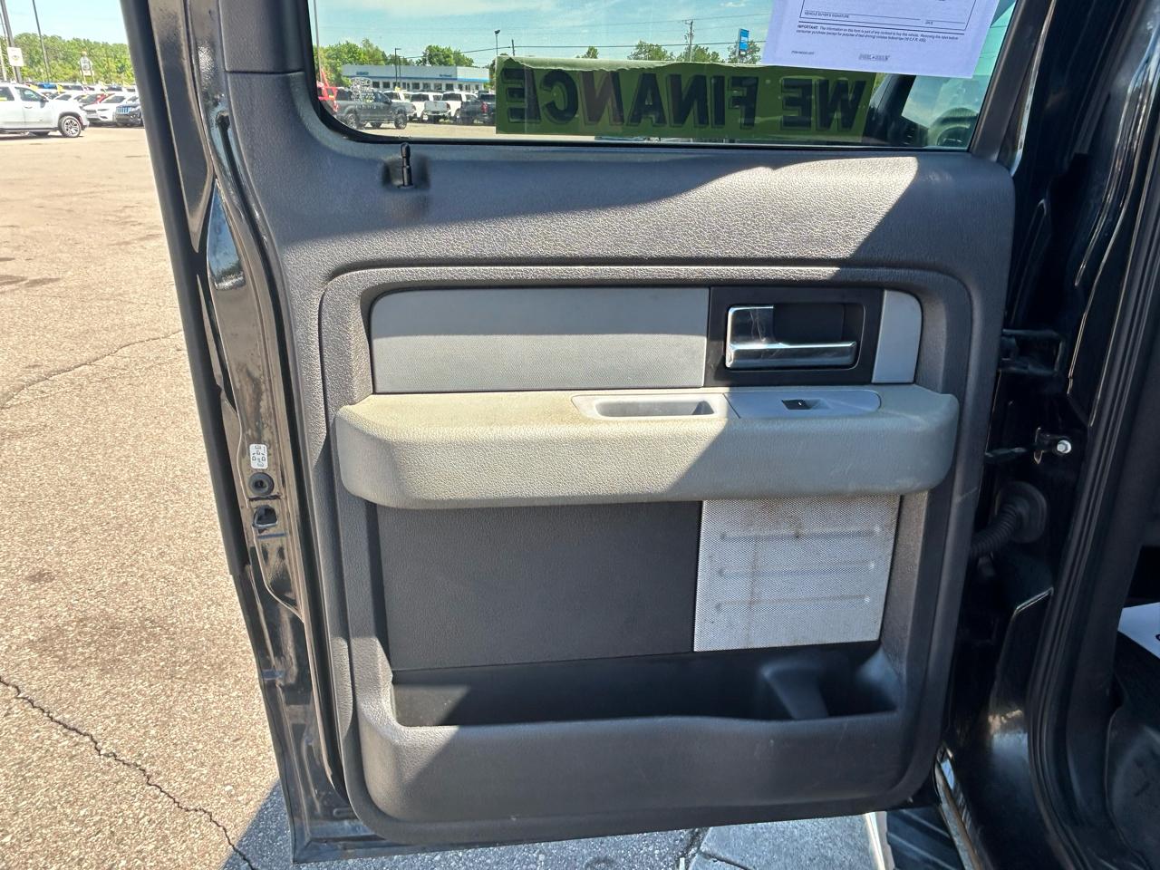 Ford F-150 Platinum SuperCrew 6.5-ft. Bed 4WD 2014