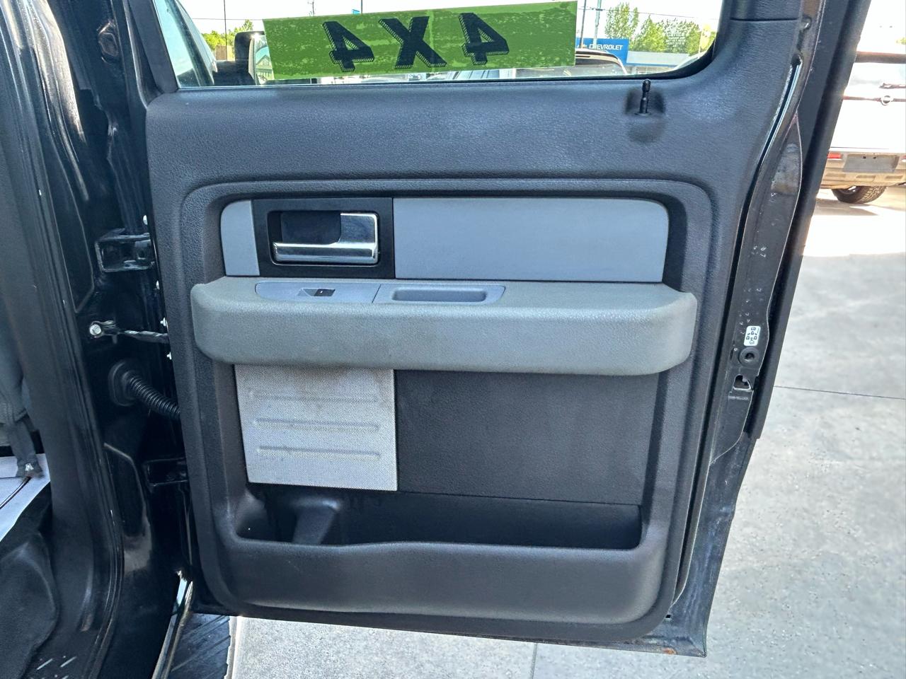 Ford F-150 Platinum SuperCrew 6.5-ft. Bed 4WD 2014