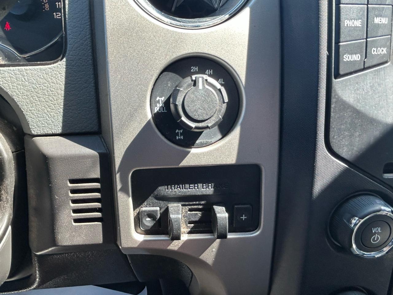 Ford F-150 Platinum SuperCrew 6.5-ft. Bed 4WD 2014