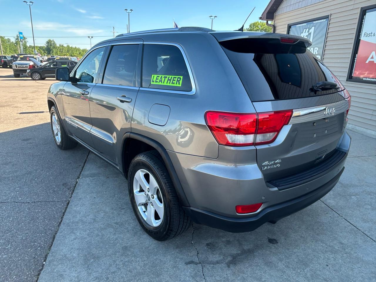 Jeep Grand Cherokee Laredo 4WD 2012