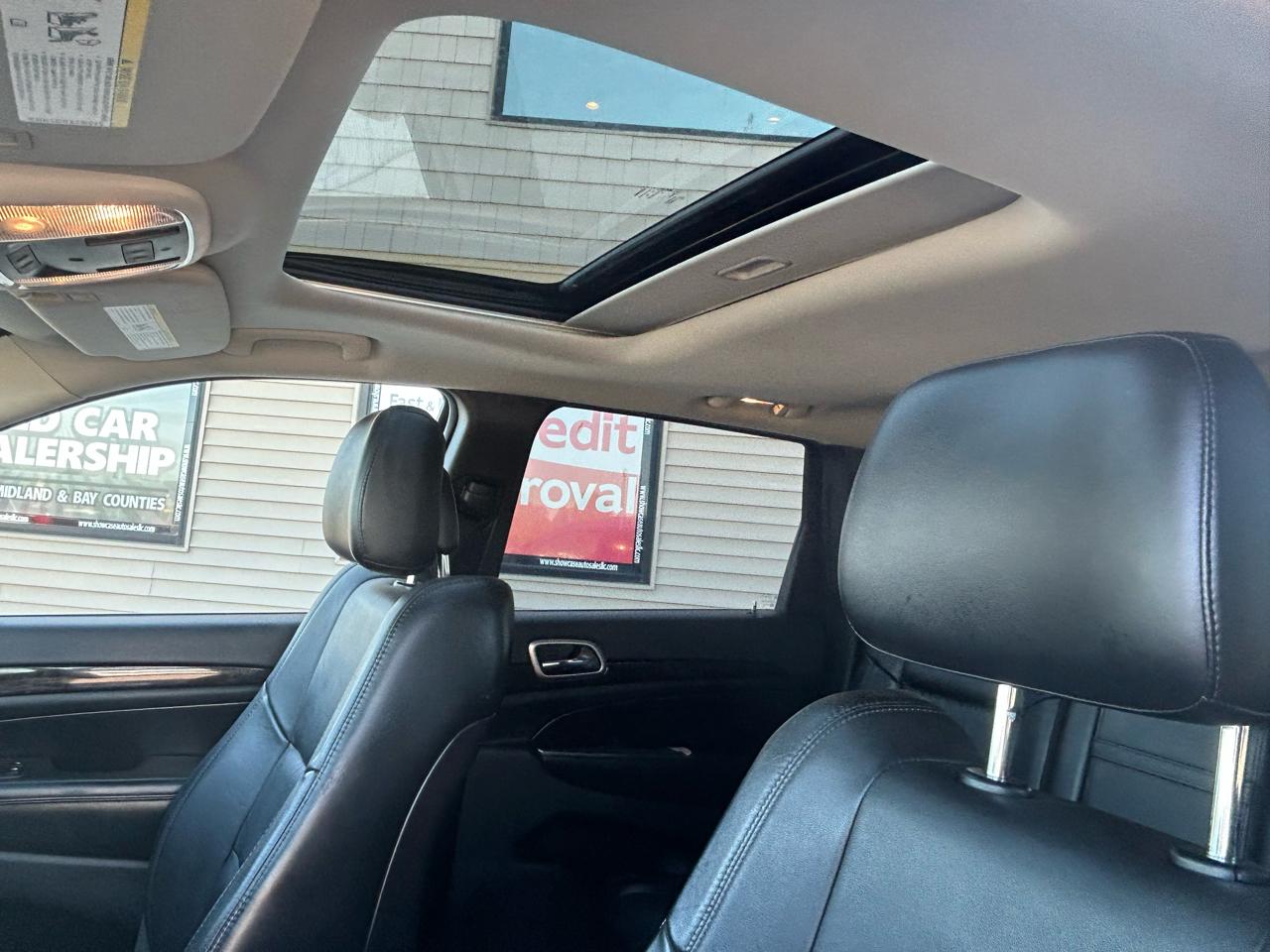Jeep Grand Cherokee Laredo 4WD 2012