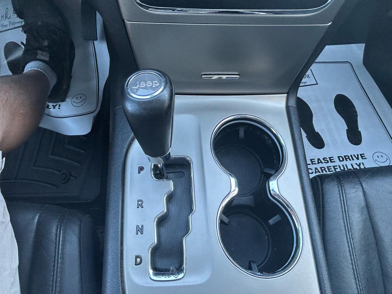 Jeep Grand Cherokee Laredo 4WD 2012