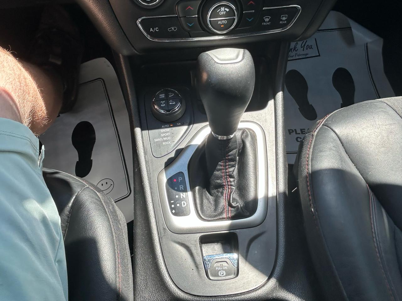 Jeep Cherokee Trailhawk 4x4 2018